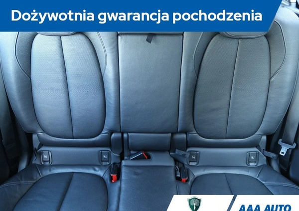 BMW X1 cena 100001 przebieg: 82808, rok produkcji 2016 z Goleniów małe 436
